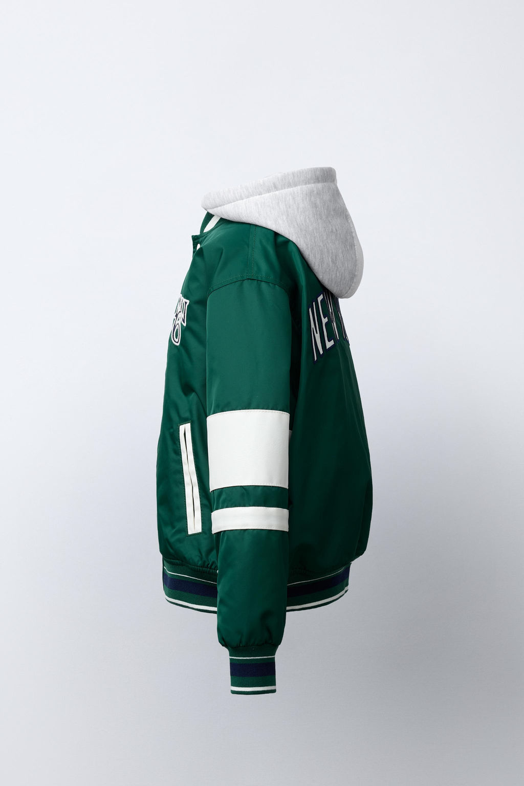 CAZADORA BOMBER NYLON TEXTO CAPUCHA DESMONTABLE / Verde - Zara фото 5