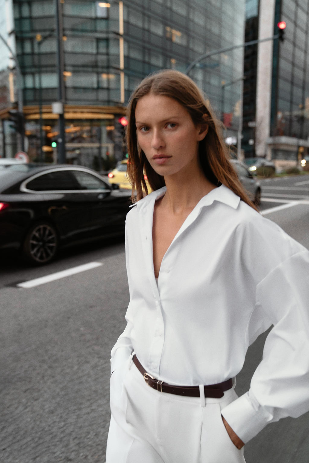 CAMISA POPEL?N PINZAS ESPALDA / Blanco - Zara фото 11