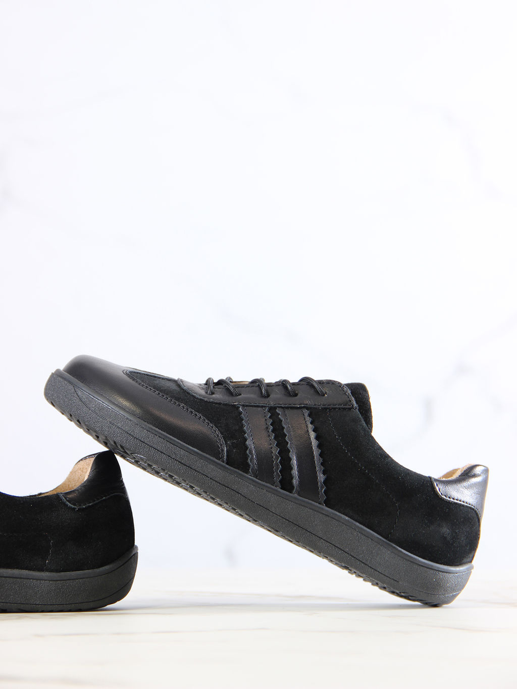 Босоногие кеды 184.natabl.Черная замша+черный стар