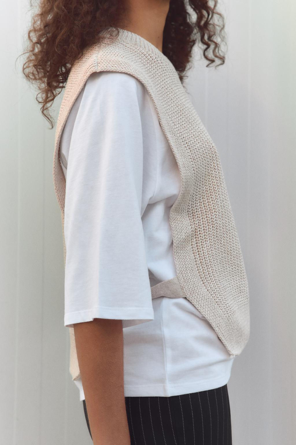 CONTRAST T-SHIRT AND VEST - Zara фото 5