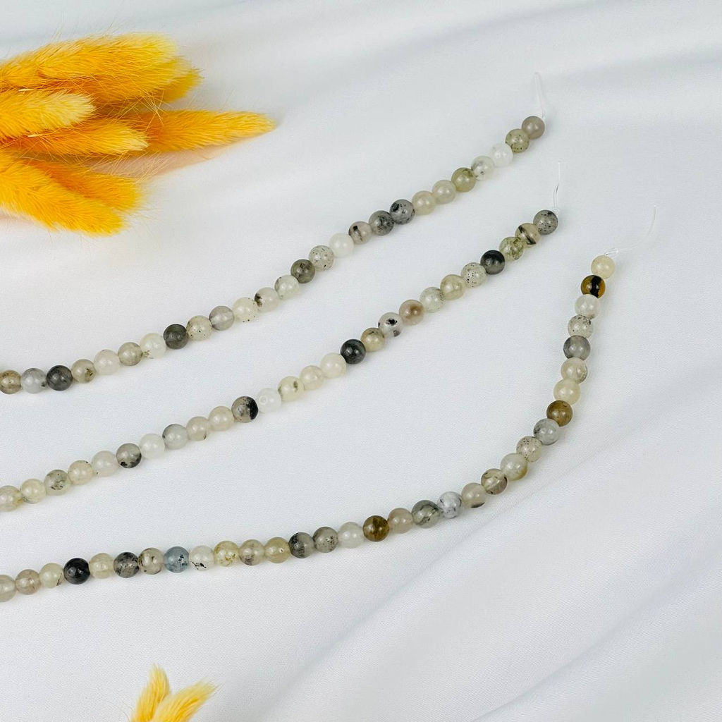 Бусины для украшений из Кварца с включениями (62 бусины) 38 см