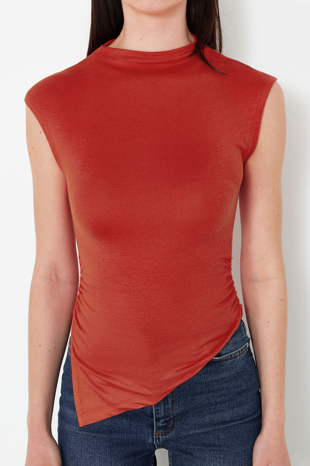 Trendyolmilla Ekru Dik Yaka K?sa Kollu Buzgu/Drape Detayl? Fitted/Vucuda Oturan Asimetrik Orme Bluz TWOSS24BZ00534 фото 59