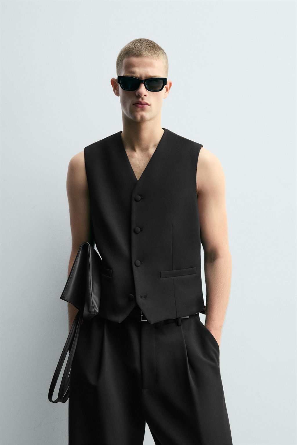 TEXTURED WAISTCOAT WITH POCKETS - Zara фото 2