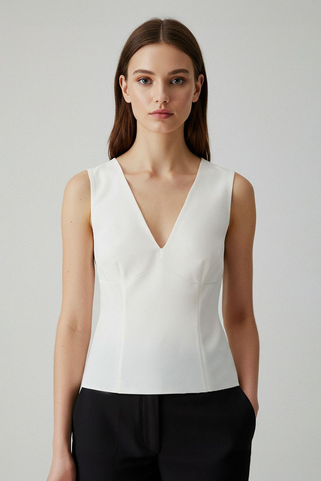 Ekru V Yaka Slim Fit Dokuma Bluz TWOSS25BZ00055