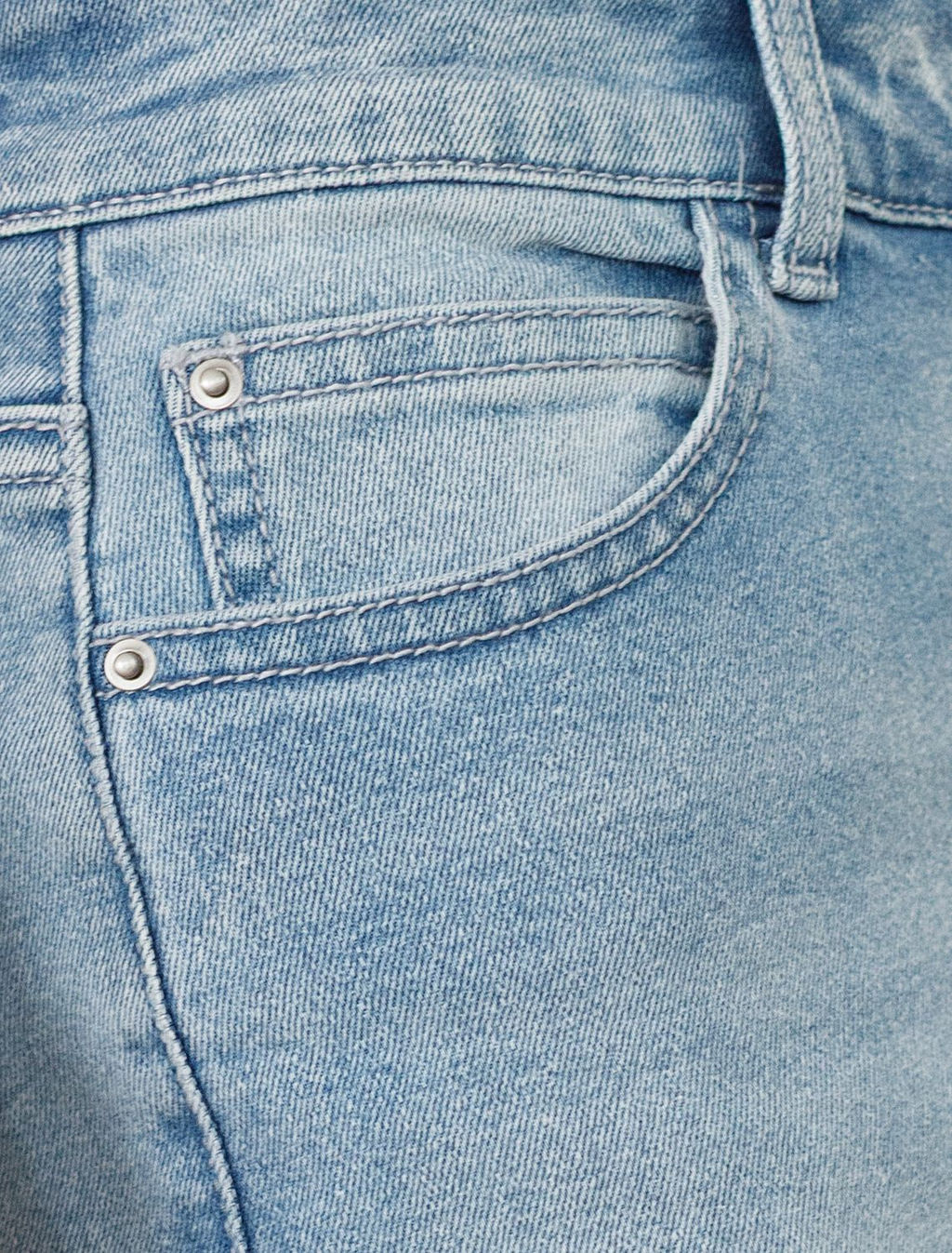 Джинсы дудочки из эластичного облегченного денима - Vilatte фото 4