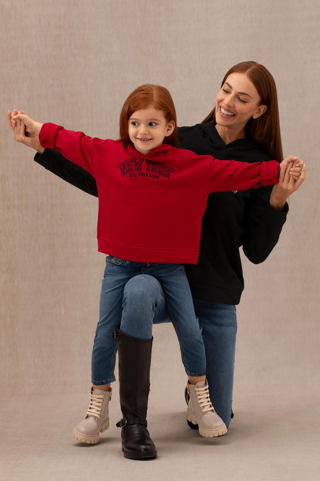 U. S. Polo Assn Красная толстовка с капюшоном для девочки - U.s. polo assn фото 9