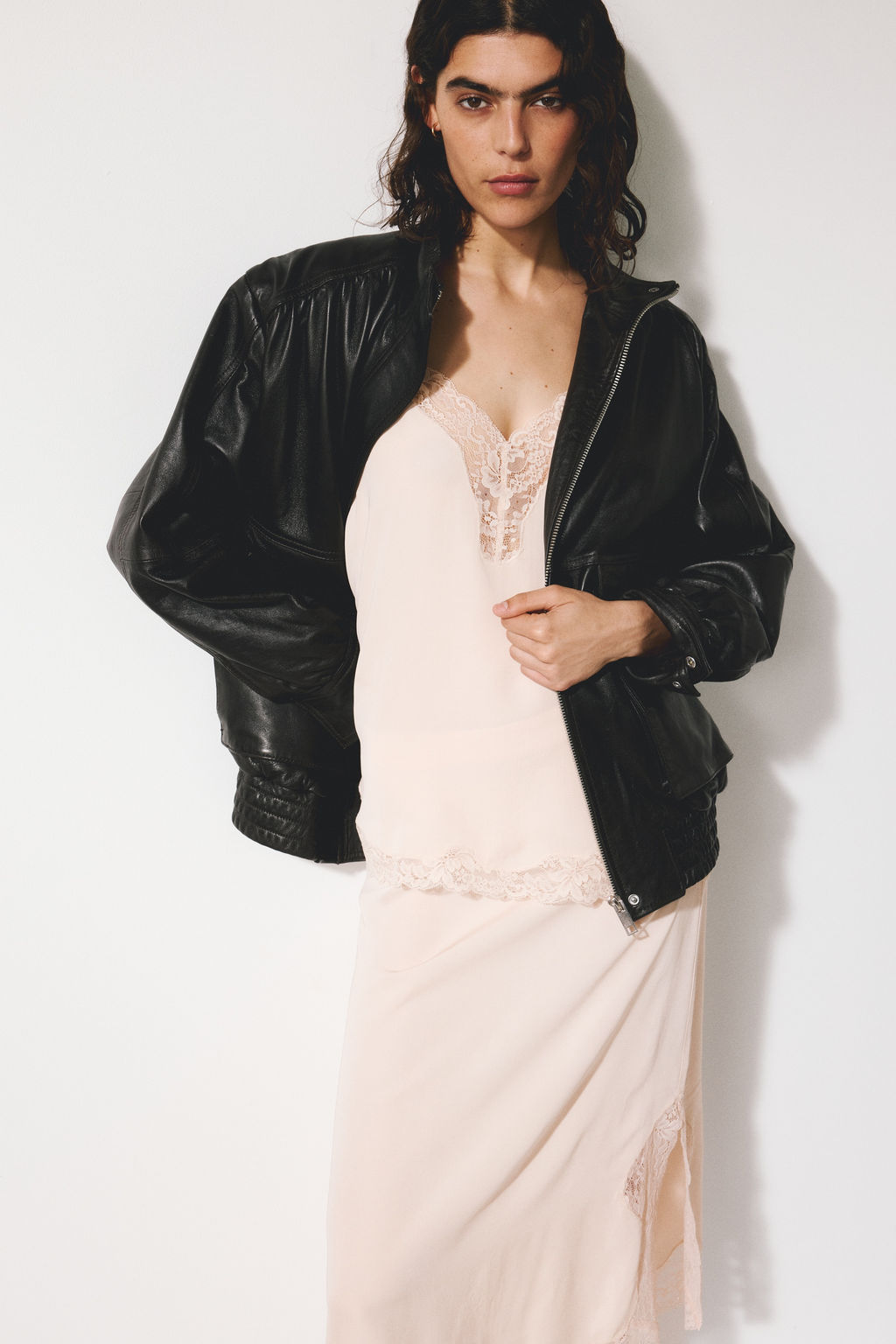 Falda de viscosa con detalles de encaje - H&m фото 3