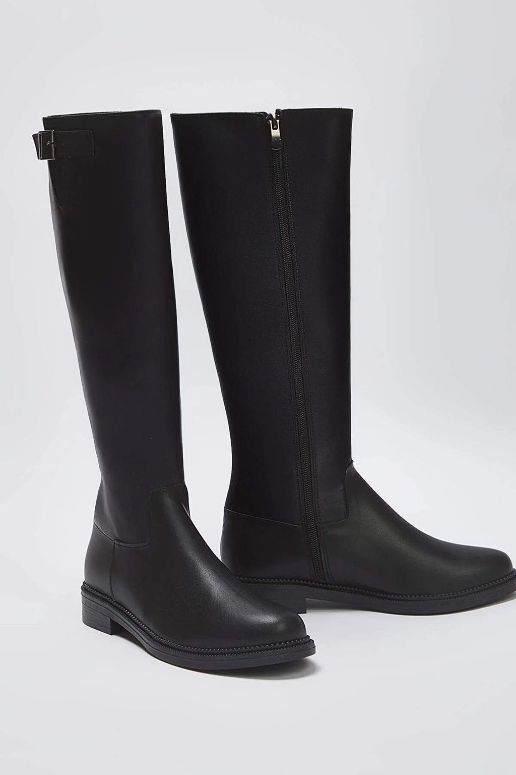 Siyah Toka Detayl? Duz Topuklu Binicilik Tarz? Kad?n Cizme
TAKAW26CZ00012 - Trendyolmilla фото 3