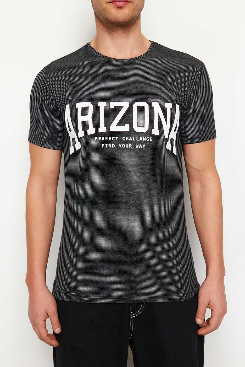 TRENDYOL MAN Siyah Regular/Normal Kesim Dokulu Yaz? Bask?l? T-Shirt TMNSS24TS00199 - Trendyolmilla фото 5
