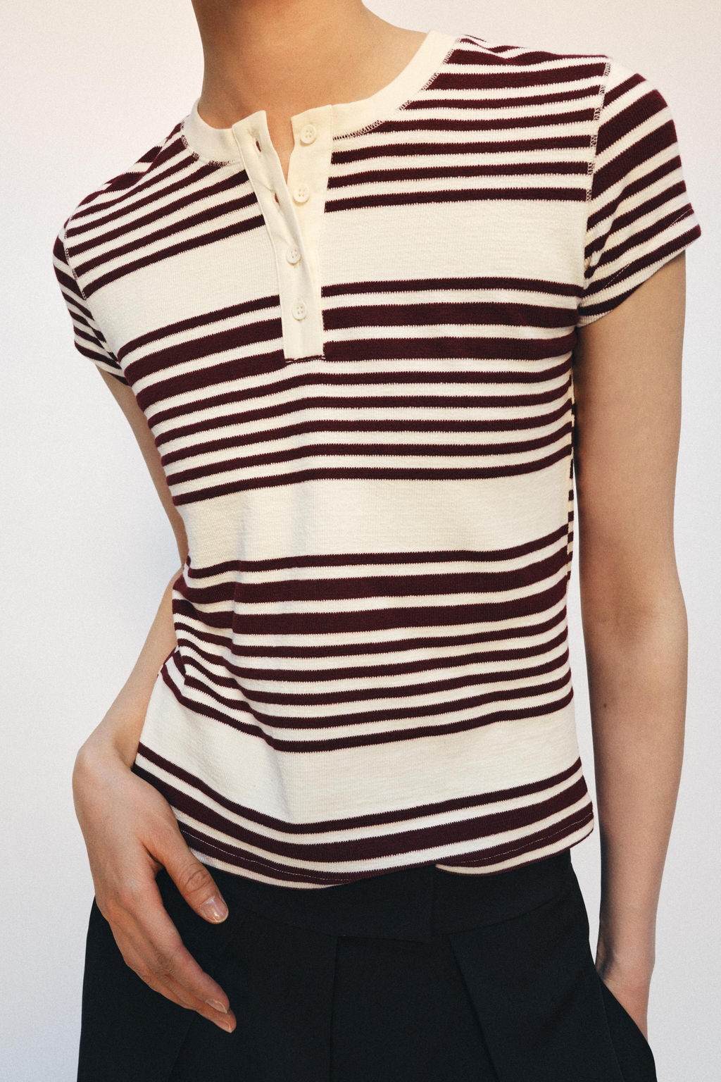 CAMISETA CUELLO PANADERO RAYAS / Rayas