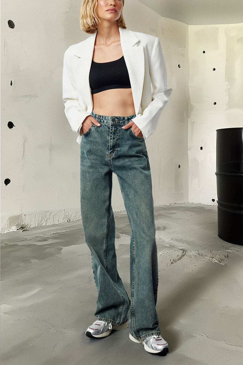 TRENDYOLMILLA Mavi Soluk Efekt Vintage Yuksek Bel Wide Leg Jeans TWOAW25JE00095