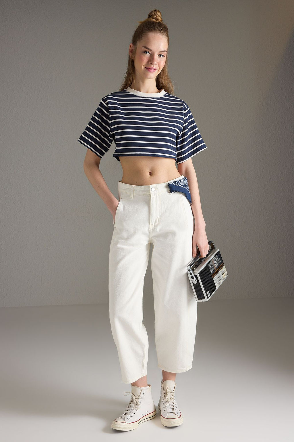 Trendyolmilla Ekru Barrel Kal?p Pamuklu Gabardin Pantolon TWOSS25PL00117