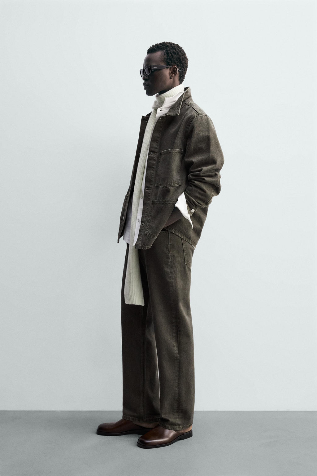 DENIM JACKET WITH POCKETS