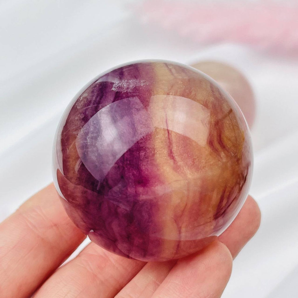 Шар из Флюорита