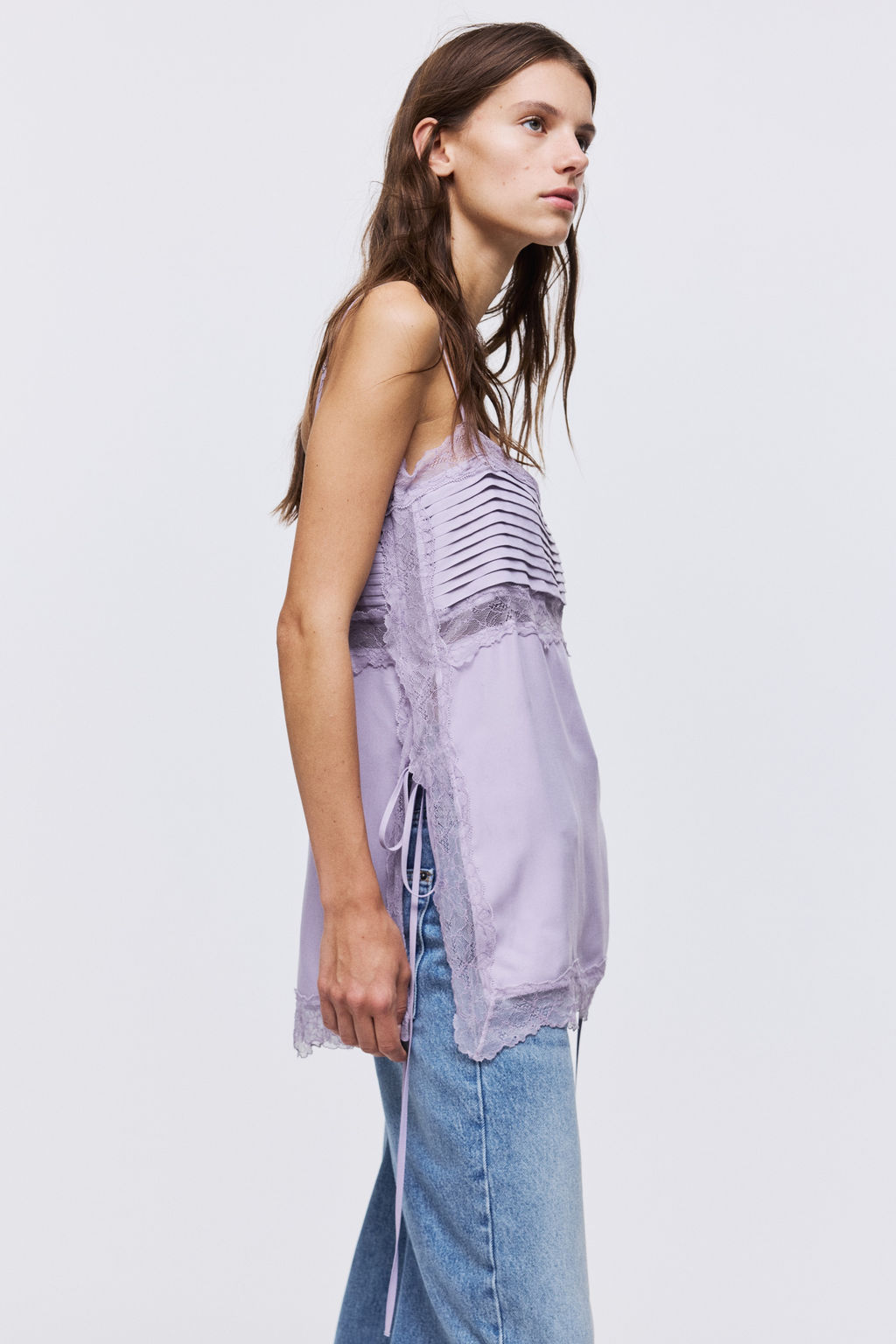 Top de tirantes espagueti con detalles de encaje - H&m фото 4