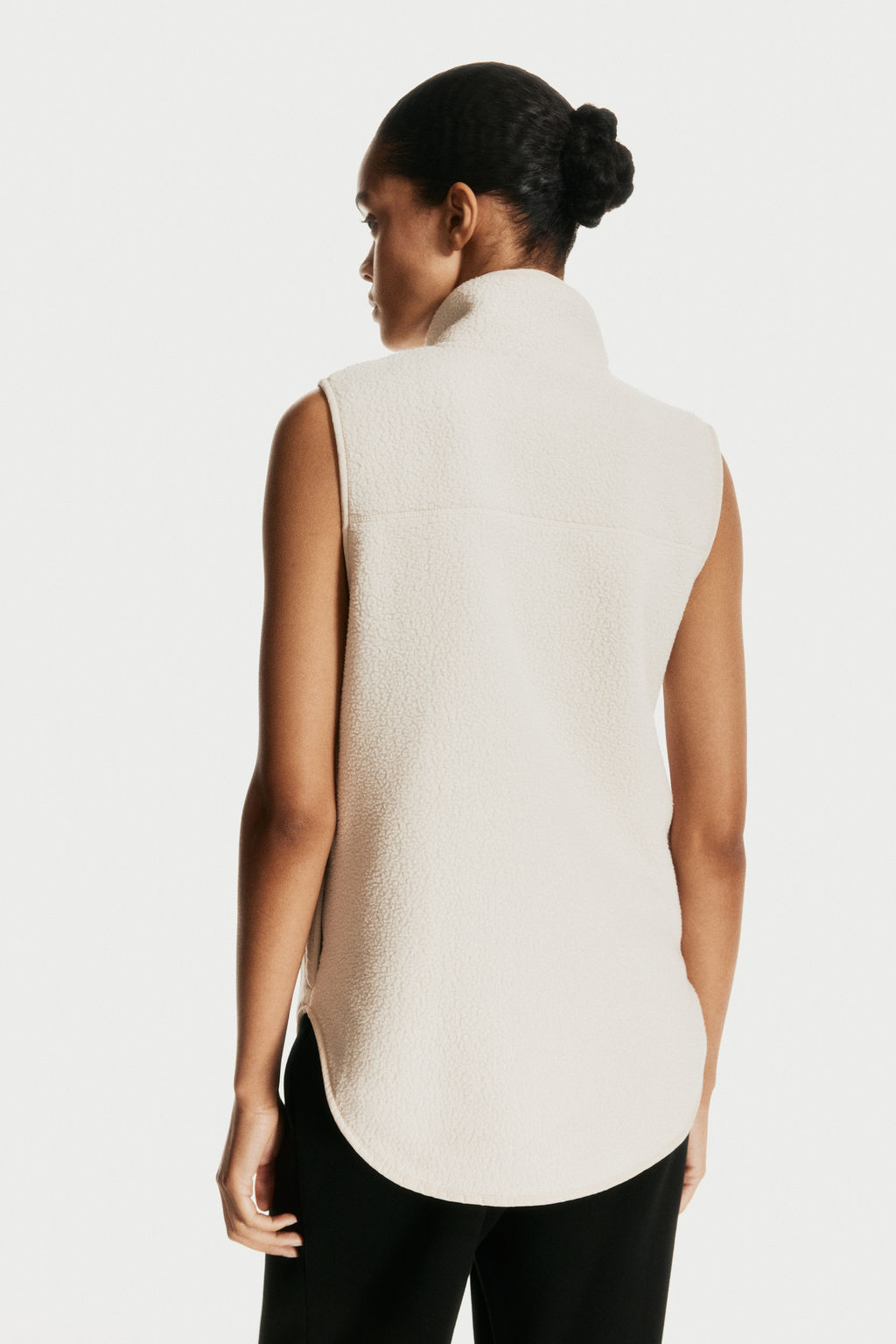 Chaleco de deporte en borreguito - H&m фото 5