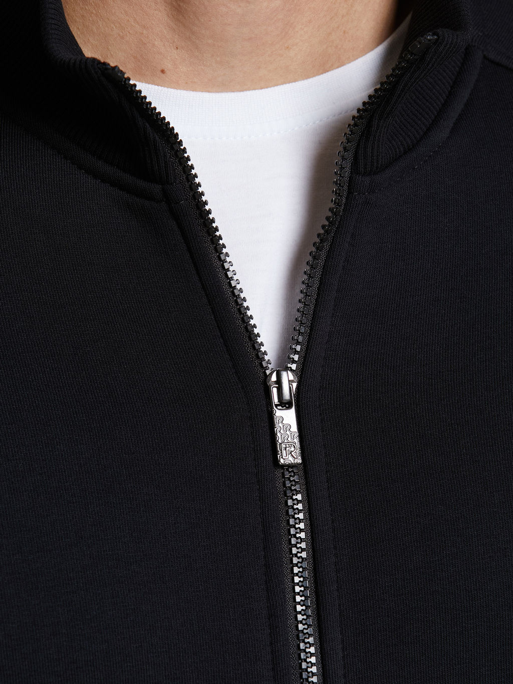 Спортивный костюм мужской 12M-RR-1830 RED-N-ROCKS