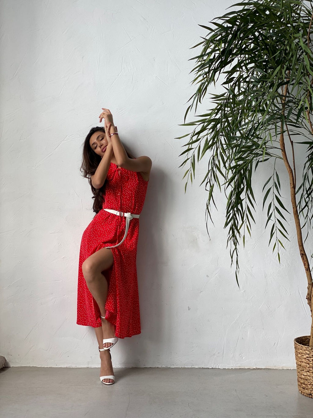 Платье, как из к/ф Красотка, красное в хаотичный горошек - Martichelli фото 41