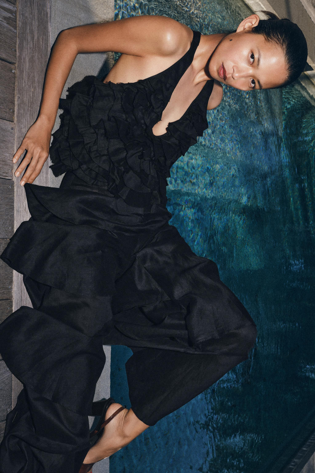 TOP VOLANTES CON RAMIO ZW COLLECTION / Negro