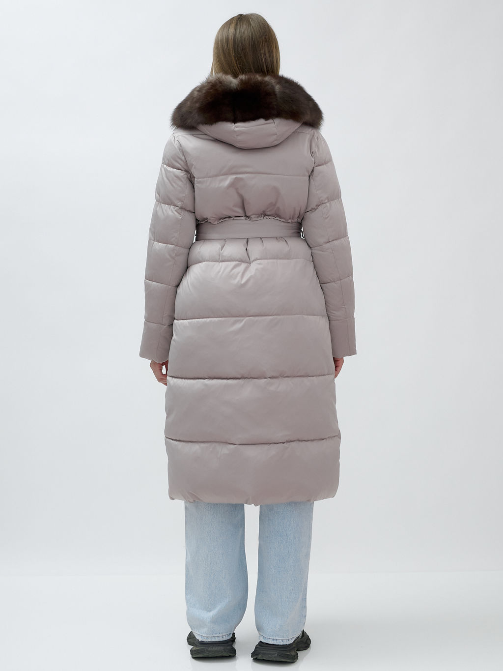 с мехом песец люкс класса Пальто зимние Бренд Visdeer, бежевого цвета  фото 5