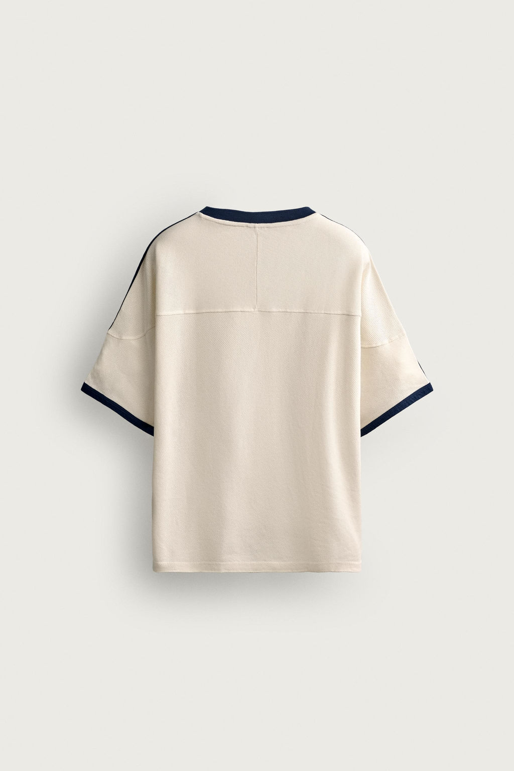 CAMISETA RELAXED FIT ESTAMPADO F?TBOL RETRO / Blanco roto - Zara фото 9