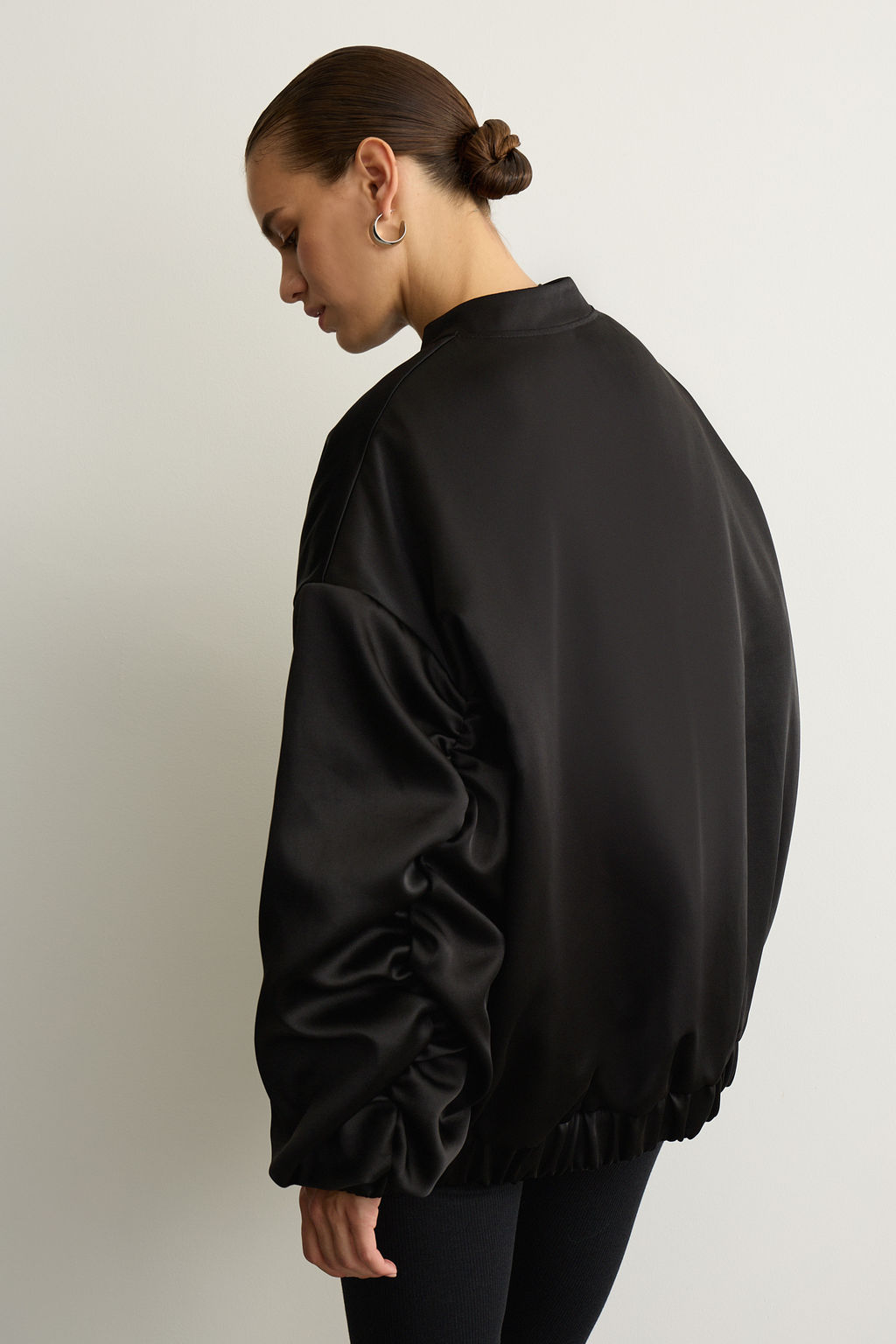 Бомбер утепленный из сатина - Mollis фото 5