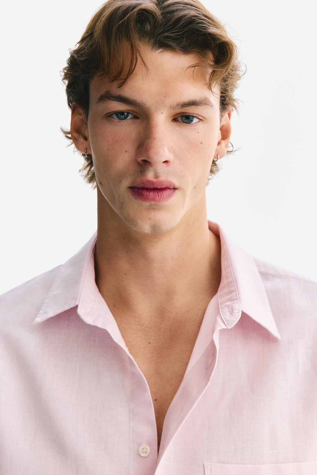 Camisa en mezcla de lino Relaxed Fit - H&m фото 12