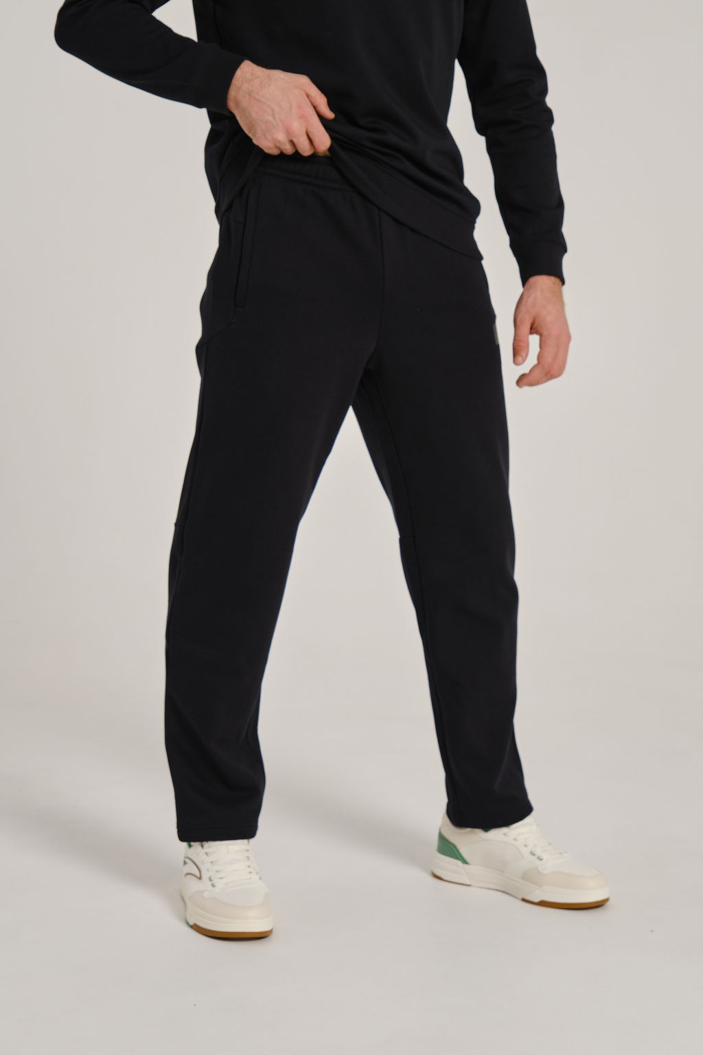 Брюки трикотажные утепленные Черный TRN Knit Track Pants - Anta фото 3