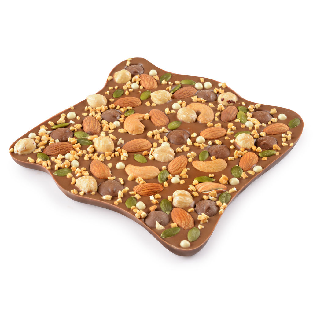 Шоколад молочный с украшением Ореховый фейерверк 180 гр - Chokodelika фото 2