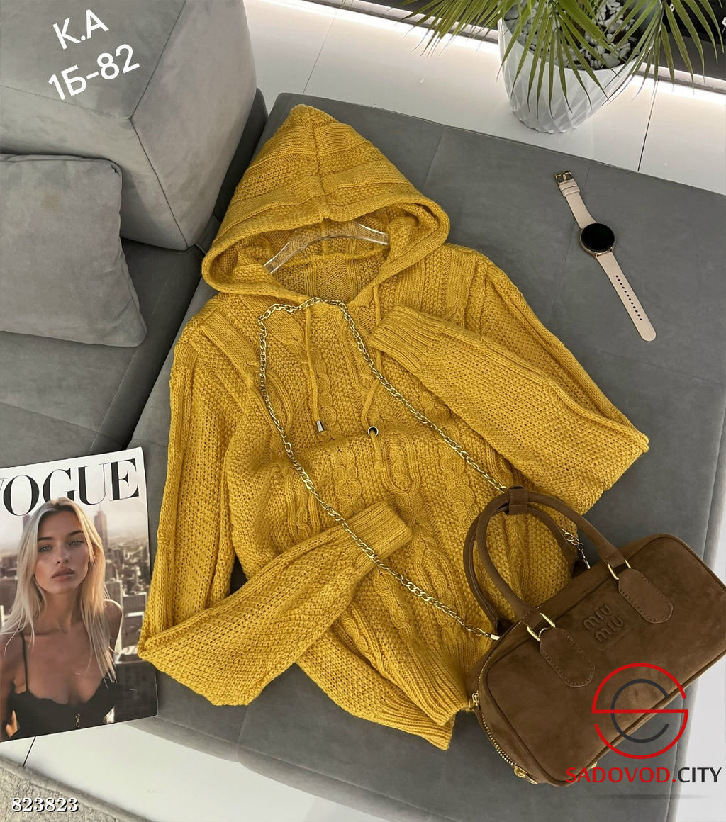 Кофта женская с капюшоном