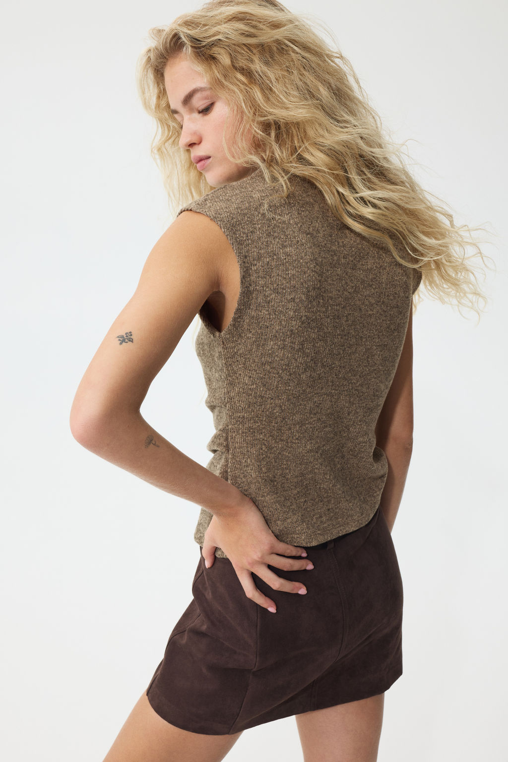 Top sin mangas en punto de canal? - H&m фото 4