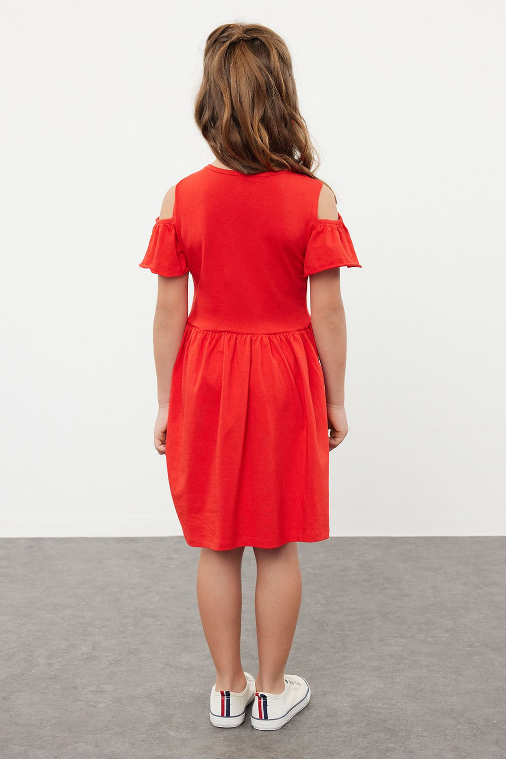 K?rm?z? K?z Cocuk Omuz Cut Out Pamuklu K?sa Kol Bayraml?k Orme Elbise TKDSS24EL00003 - Trendyolmilla фото 2