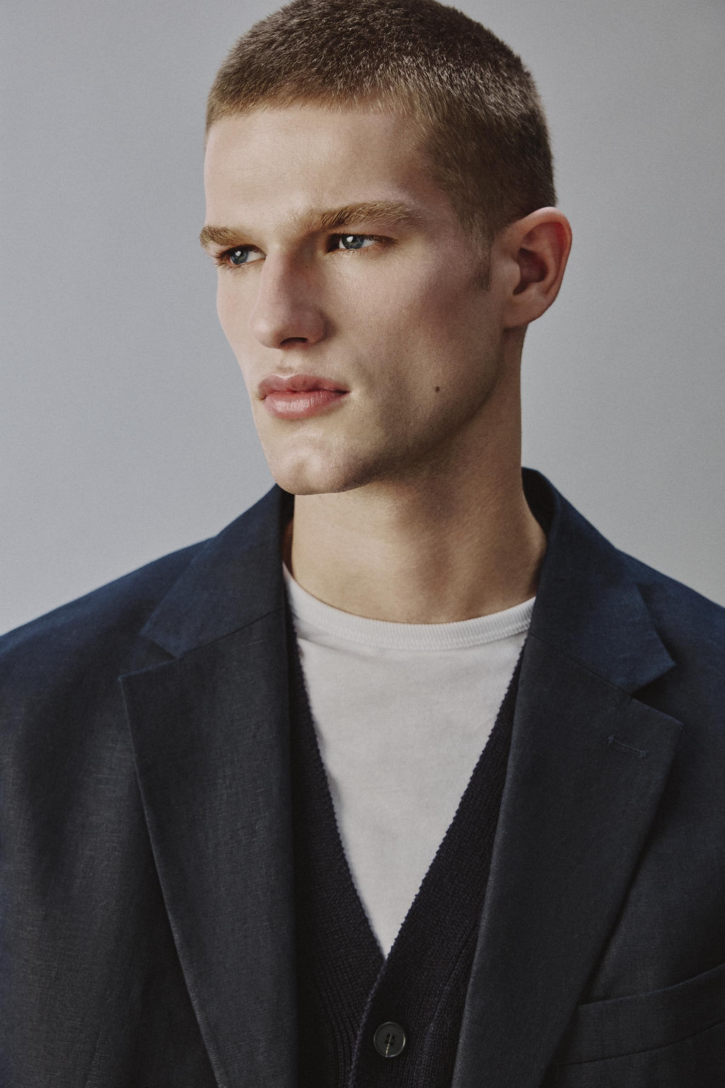 BLAZER TRAJE 100% LINO / Marino - Zara фото 7