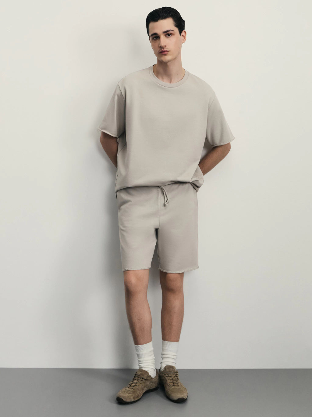 Футболка из плотного хлопка / Zarina фото 10