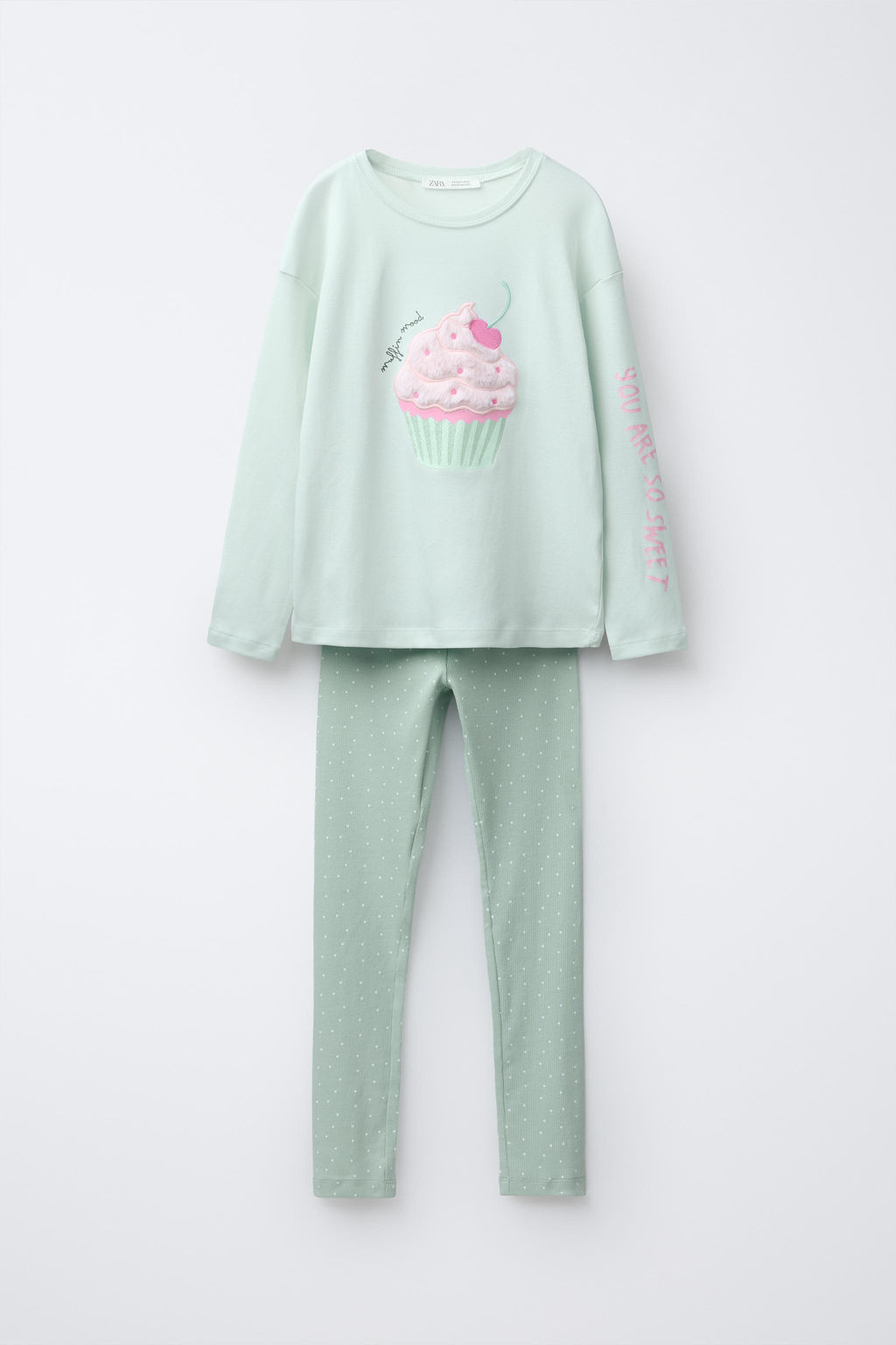 AGES 6-14 / SHEEPSKIN CAKE PYJAMAS