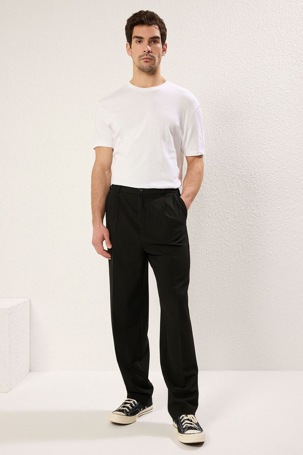 TRENDYOL MAN Siyah Wideleg Baggy Rahat Kal?p Dokuma Kumas Pantolon TMNSS25PL00009 - Trendyolmilla фото 19