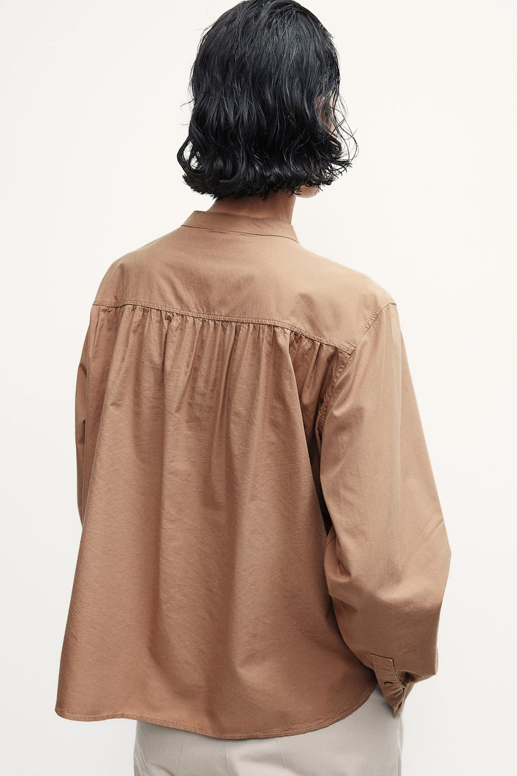 Blusa con bolsillos - H&m фото 2