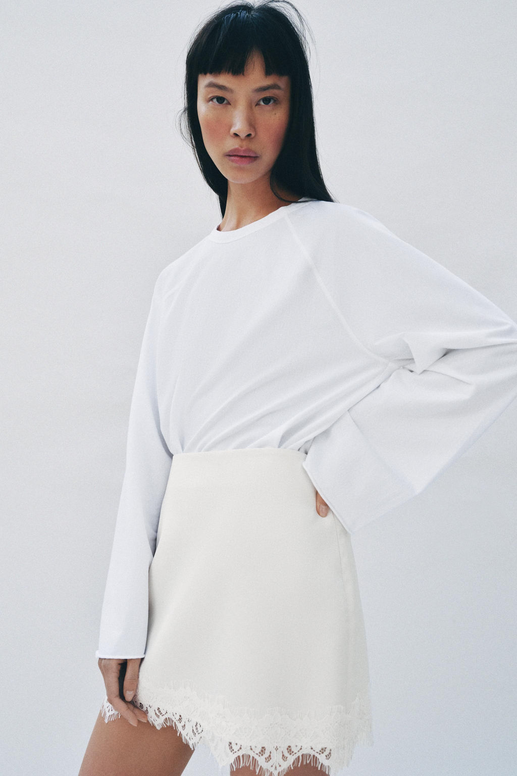 FALDA PANTAL?N BAJO ENCAJE / Crudo - Zara фото 4