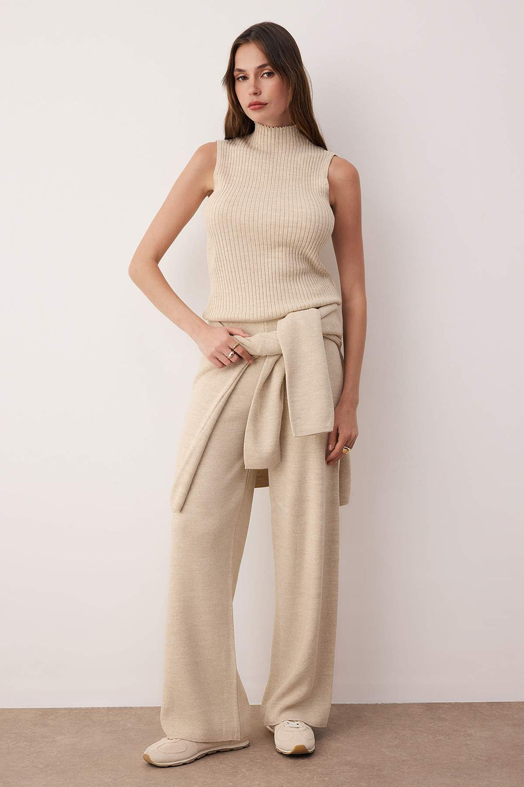 Bej Aksesuar Detayl? 3lu H?rka-Bluz-Pantolon Triko Tak?m TWOAW26AU00049 - Trendyolmilla фото 2