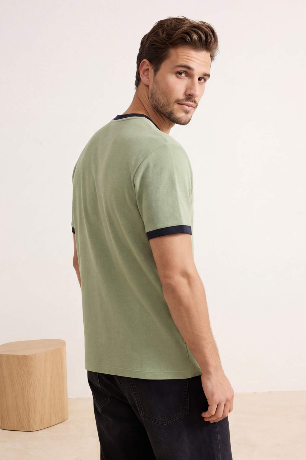 Lacivert Regular/Normal Kesim Kontrast Yaka ve Kol Detayl? Pike Dokulu T-Shirt TMNSS26TS00009 - Trendyolmilla фото 17