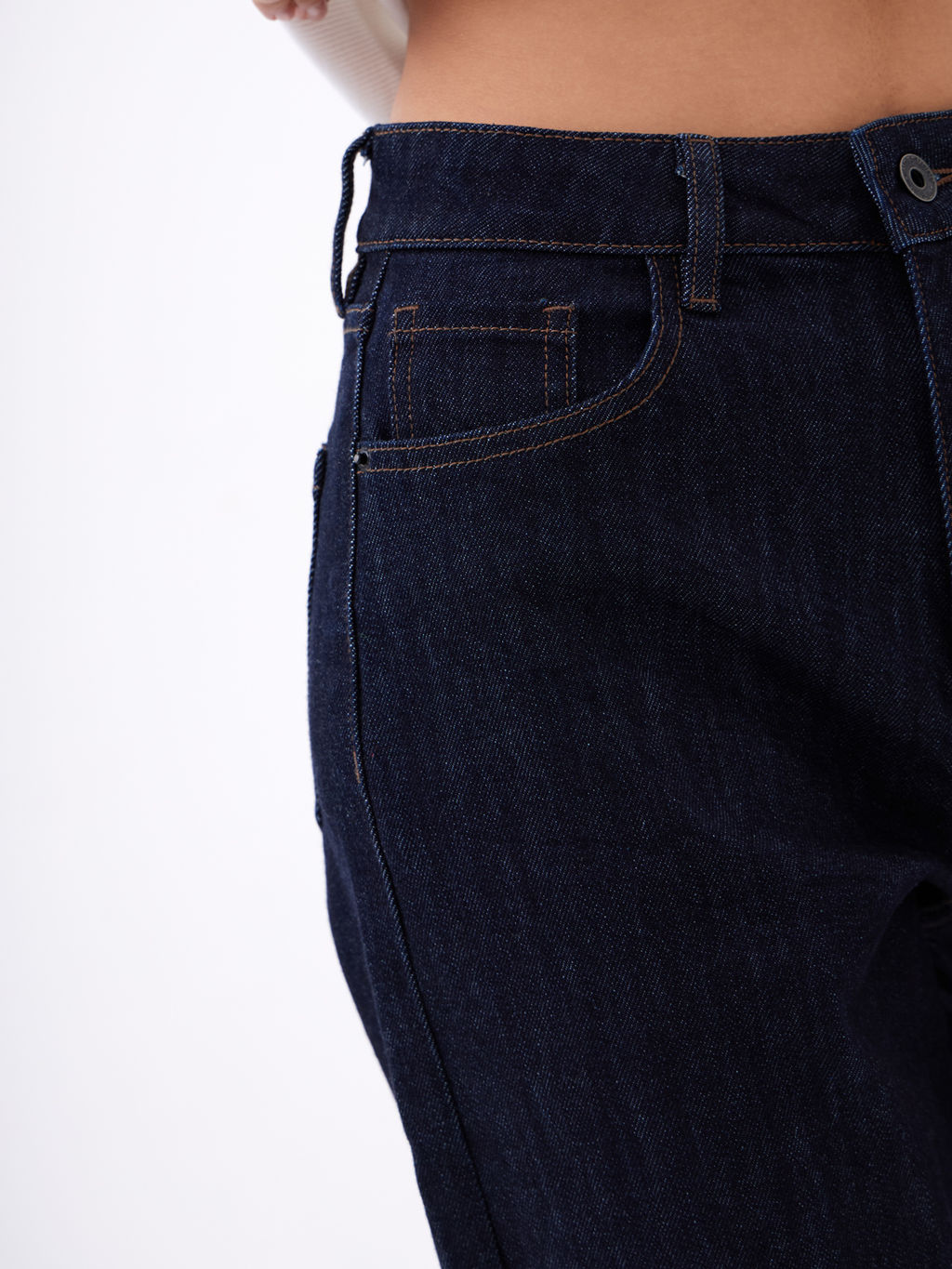 Женские джинсы mom fit с высокой посадкой - Mossmore фото 64