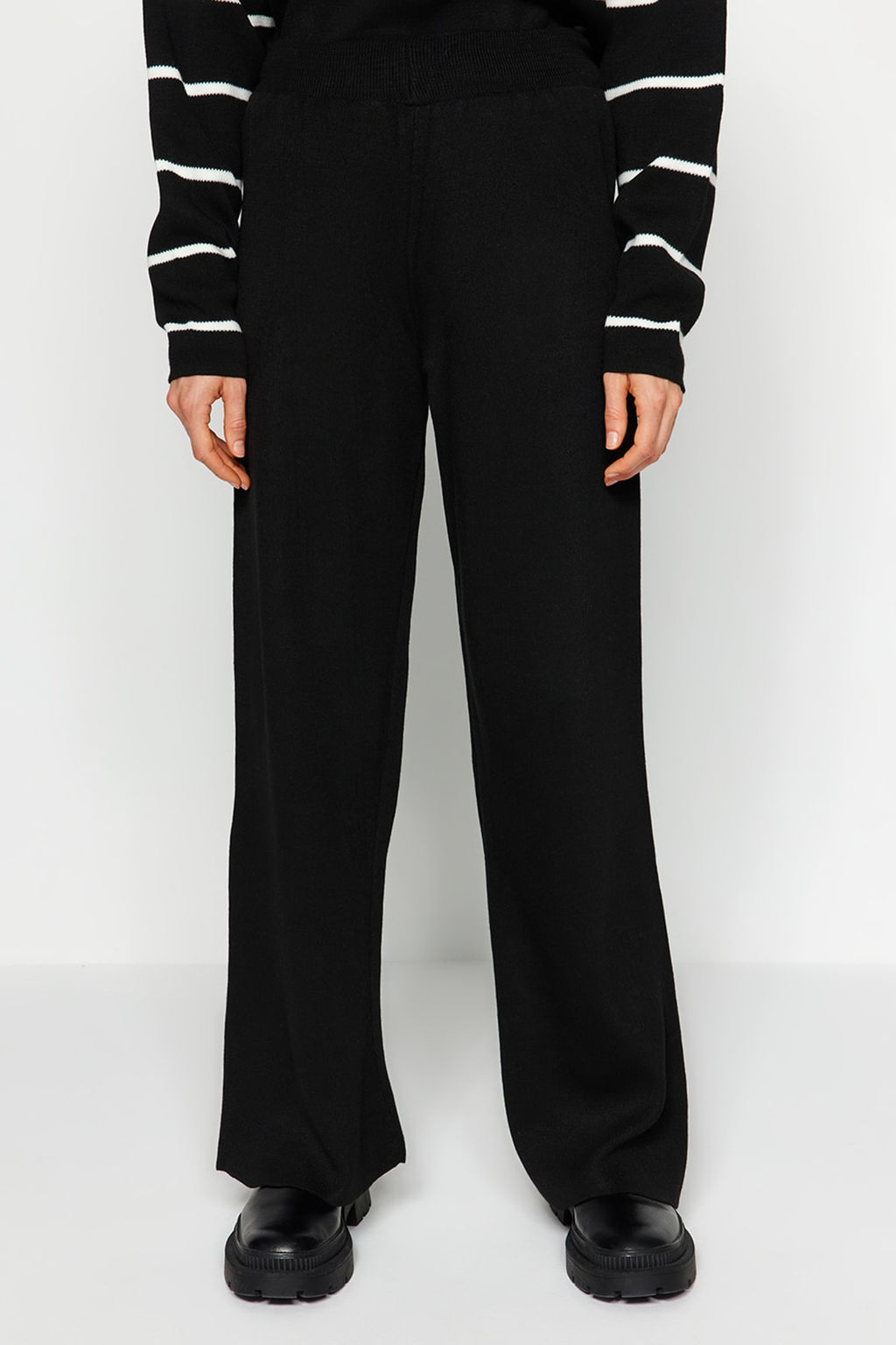 Siyah Genis Kal?p Fermuarl? Triko Alt-Ust Tak?m TWOAW24AU00025 - Trendyolmilla фото 7