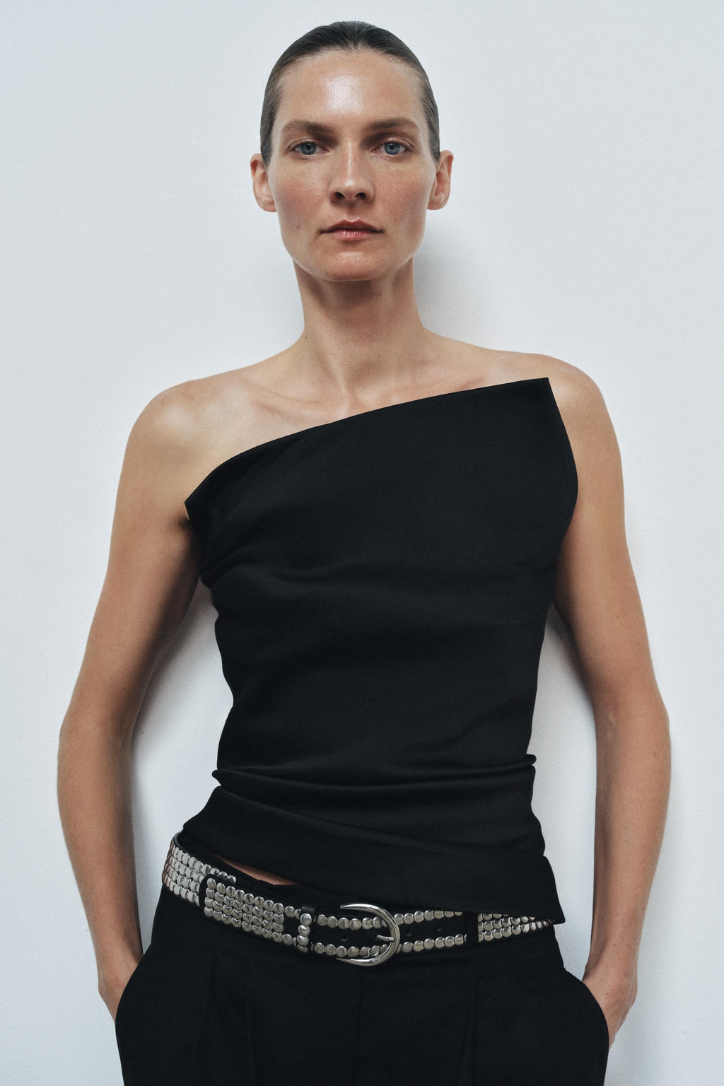 LEATHER BELT WITH MULTIPLE STUDS - Zara фото 2