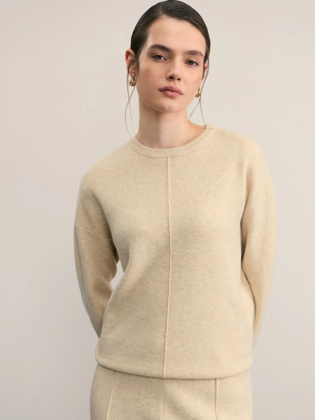 Джемпер со швом по центру с круглой горловиной / Zarina  фото 7