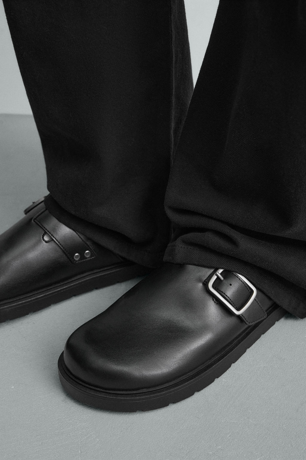 ZUECO HEBILLA / Negro - Zara фото 3