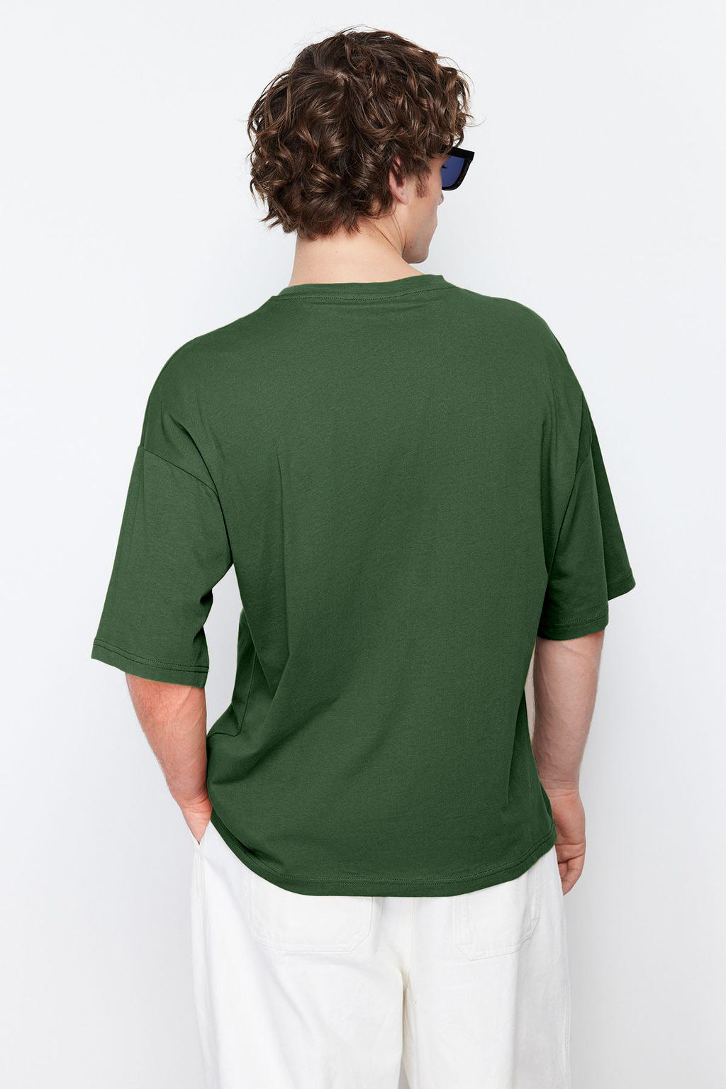 Haki Oversize/Genis Kesim Basic %100 Pamuk T-Shirt TMNSS22TS0318