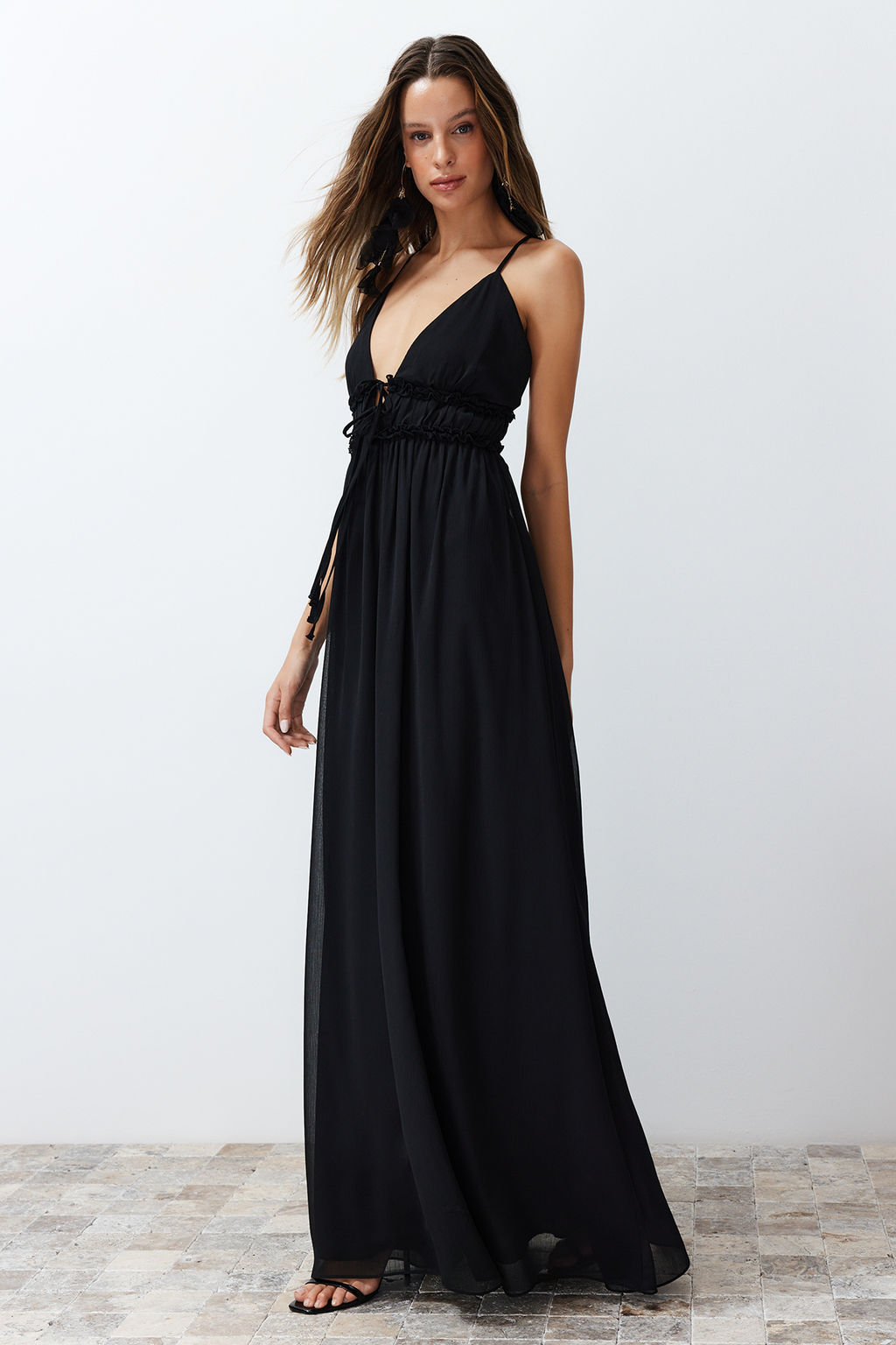 TRENDYOLMILLA Cok Renkli A-Kesim Astarl? Sifon Dokuma Uzun S?k Abiye Elbise TPRSS24AE00058  фото 3