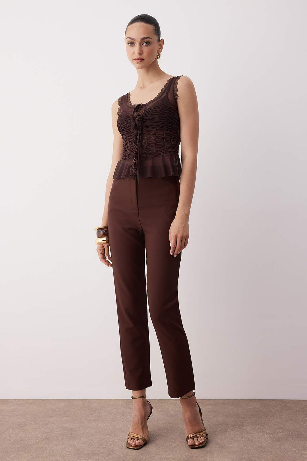 Kahverengi Dokuma Dar Paca S?k/Gece Pantolon TPRAW23PL00000