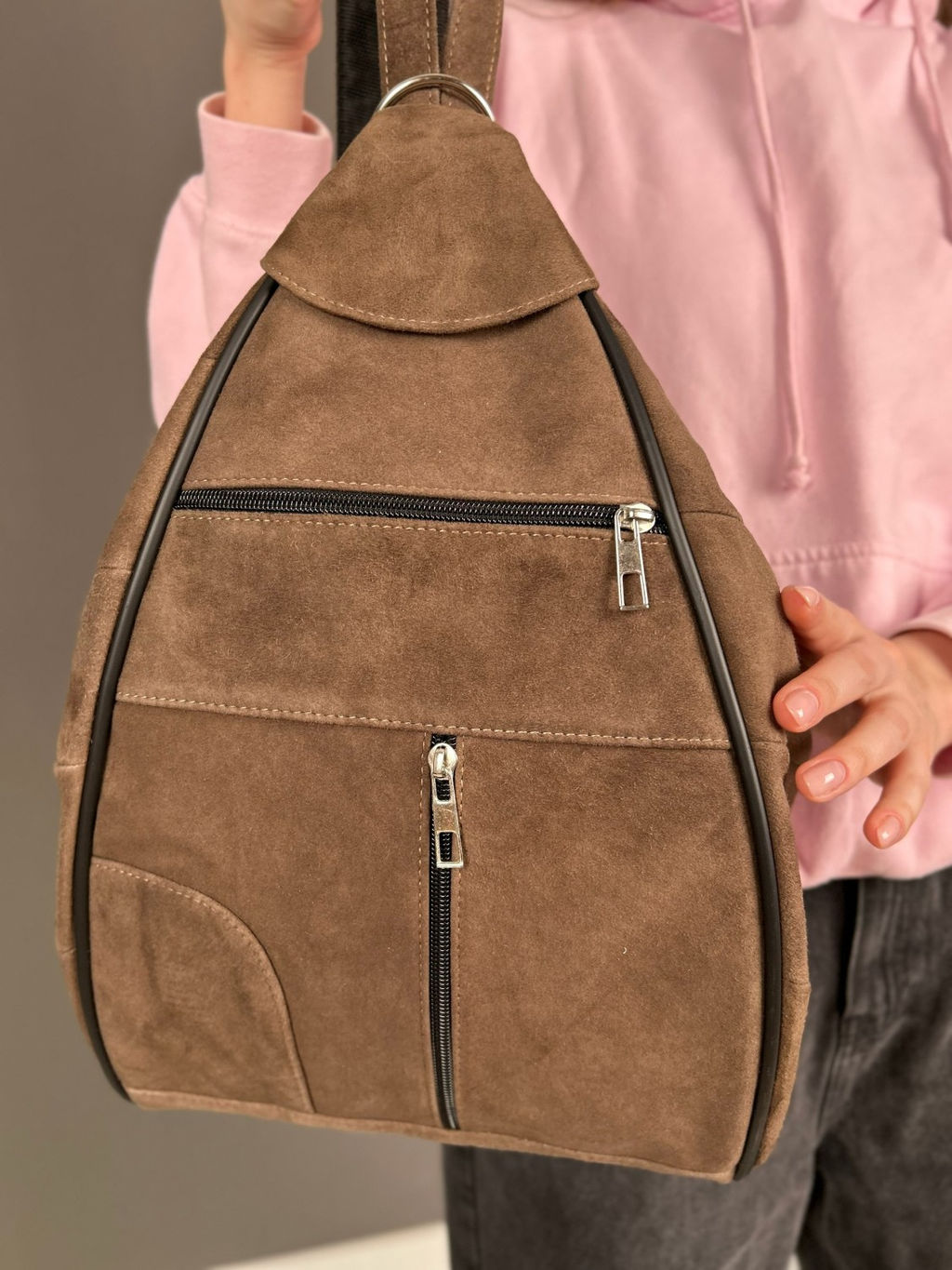 Сумка-рюкзак женская из телячьей кожи