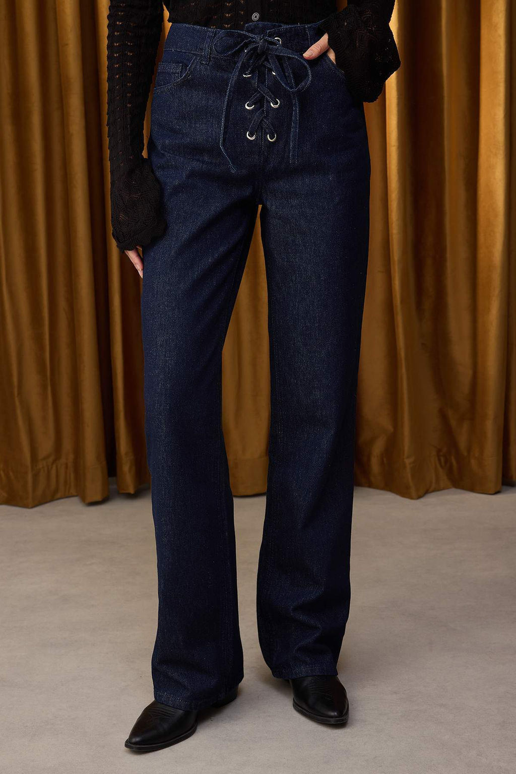 Ozel Koleksiyon Koyu Mavi Kus Gozu Baglama Detayl? Yuksek Bel Wide Leg Jeans TWOAW26JE00042 - Trendyolmilla фото 3